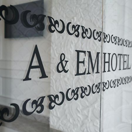 A&Em - The Petit Hotel Хошимин Екстериор снимка